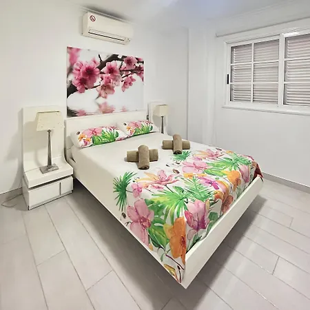 公寓 Stunning 2 Bedroom In Cristianos K203 *