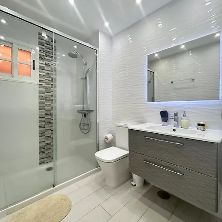 Stunning 2 Bedroom In Cristianos K203 Apartmán Los Cristianos (Tenerife)