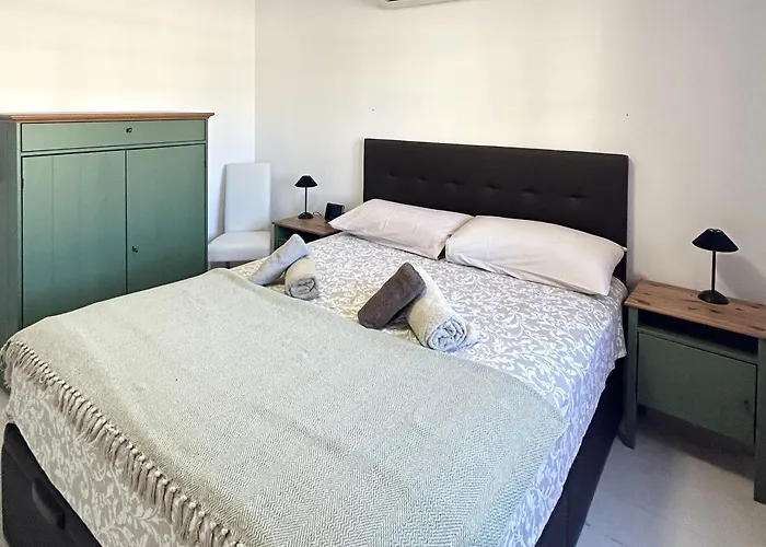 Stunning 2 Bedroom In Cristianos K203 Лос Кристианос